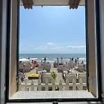 La Casa Sulla - On The Beach- Happy דירה